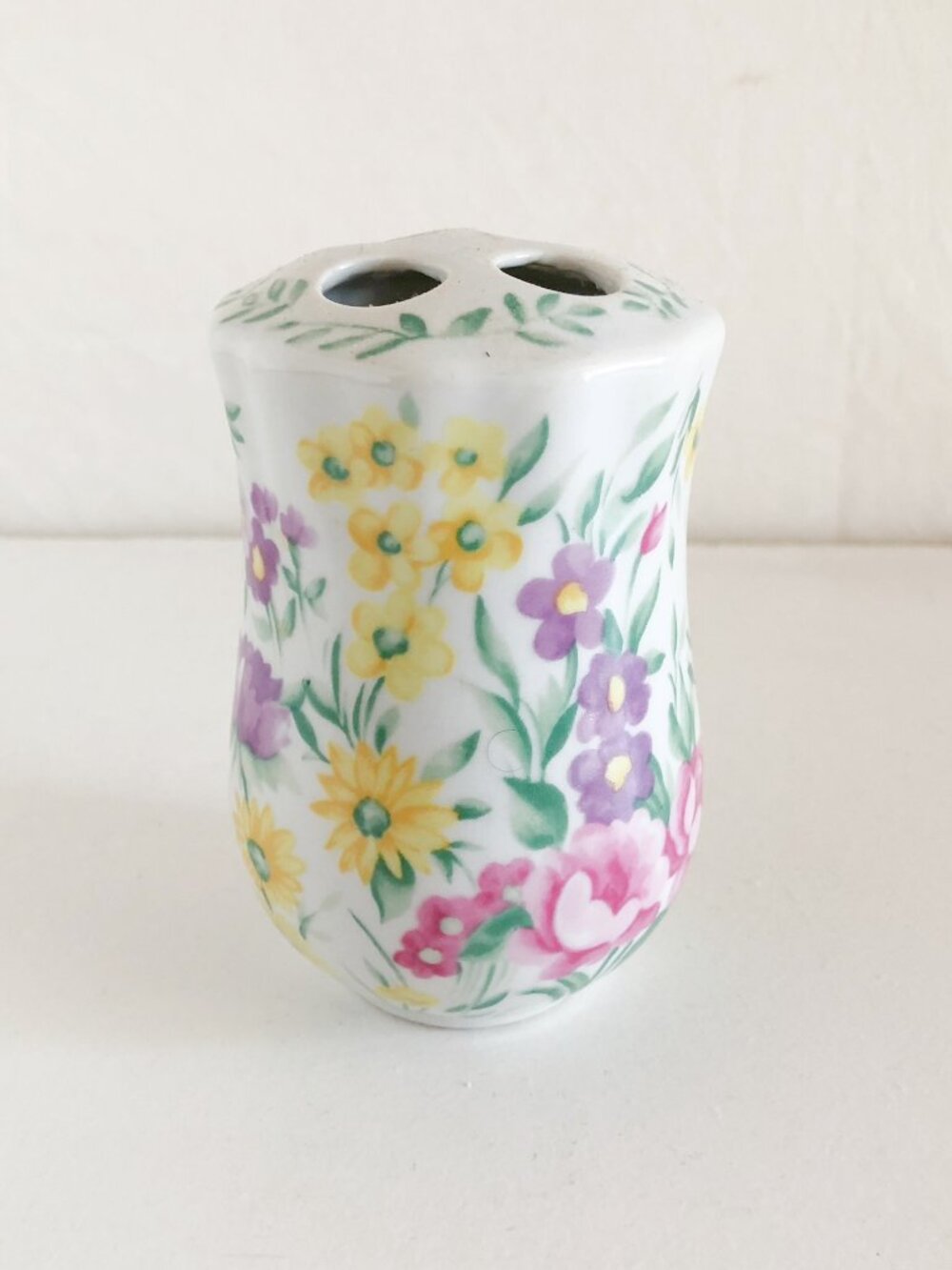 Vintage 80s Floral Chintz Ceramic Toothbrush Holder
